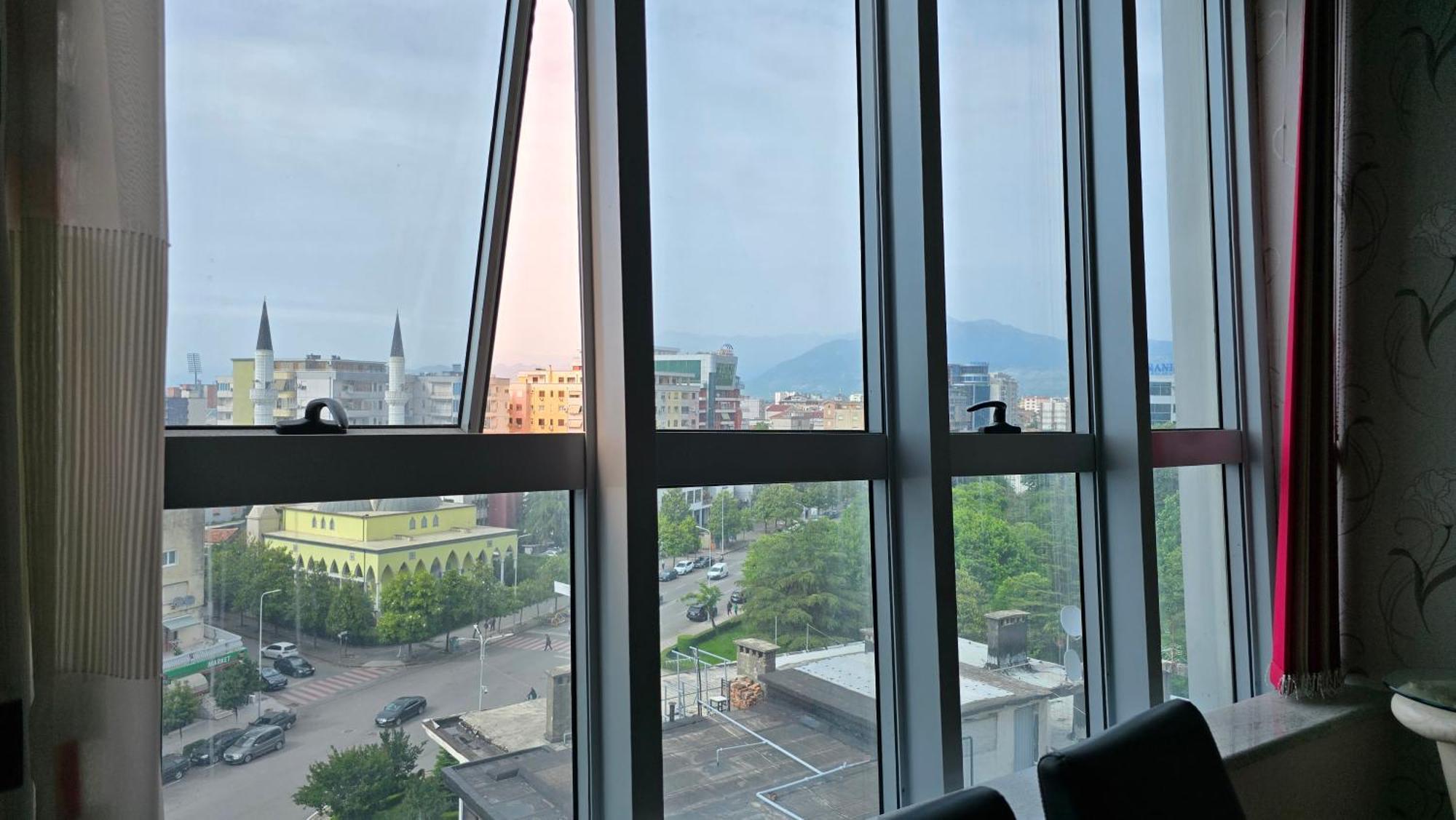 Amy'S Luxury Appartment Shkodër Dış mekan fotoğraf