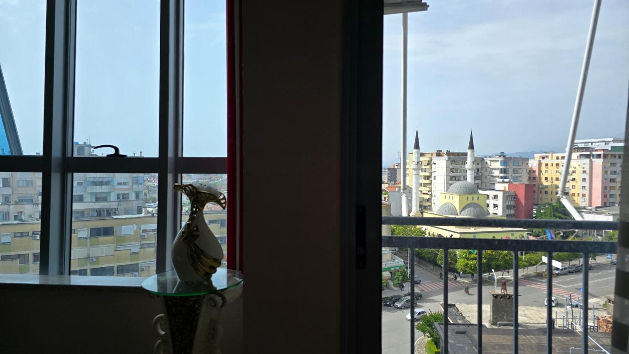 Amy'S Luxury Appartment Shkodër Dış mekan fotoğraf