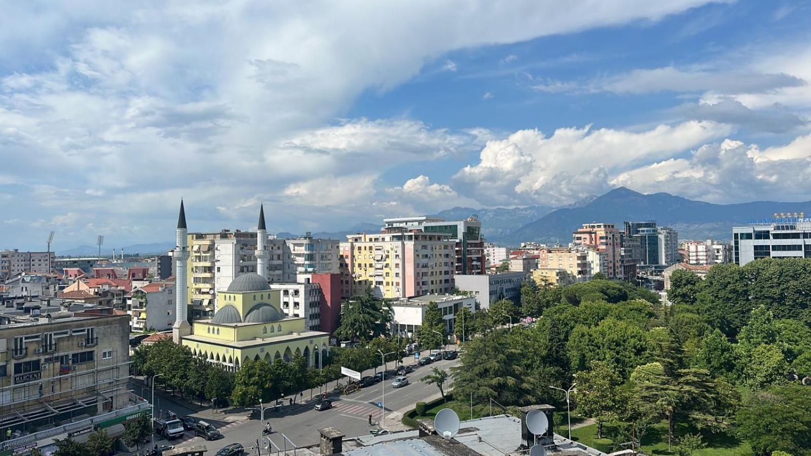 Amy'S Luxury Appartment Shkodër Dış mekan fotoğraf