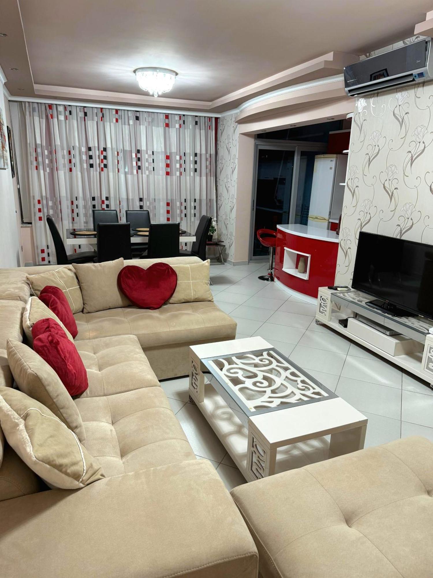 Amy'S Luxury Appartment Shkodër Dış mekan fotoğraf