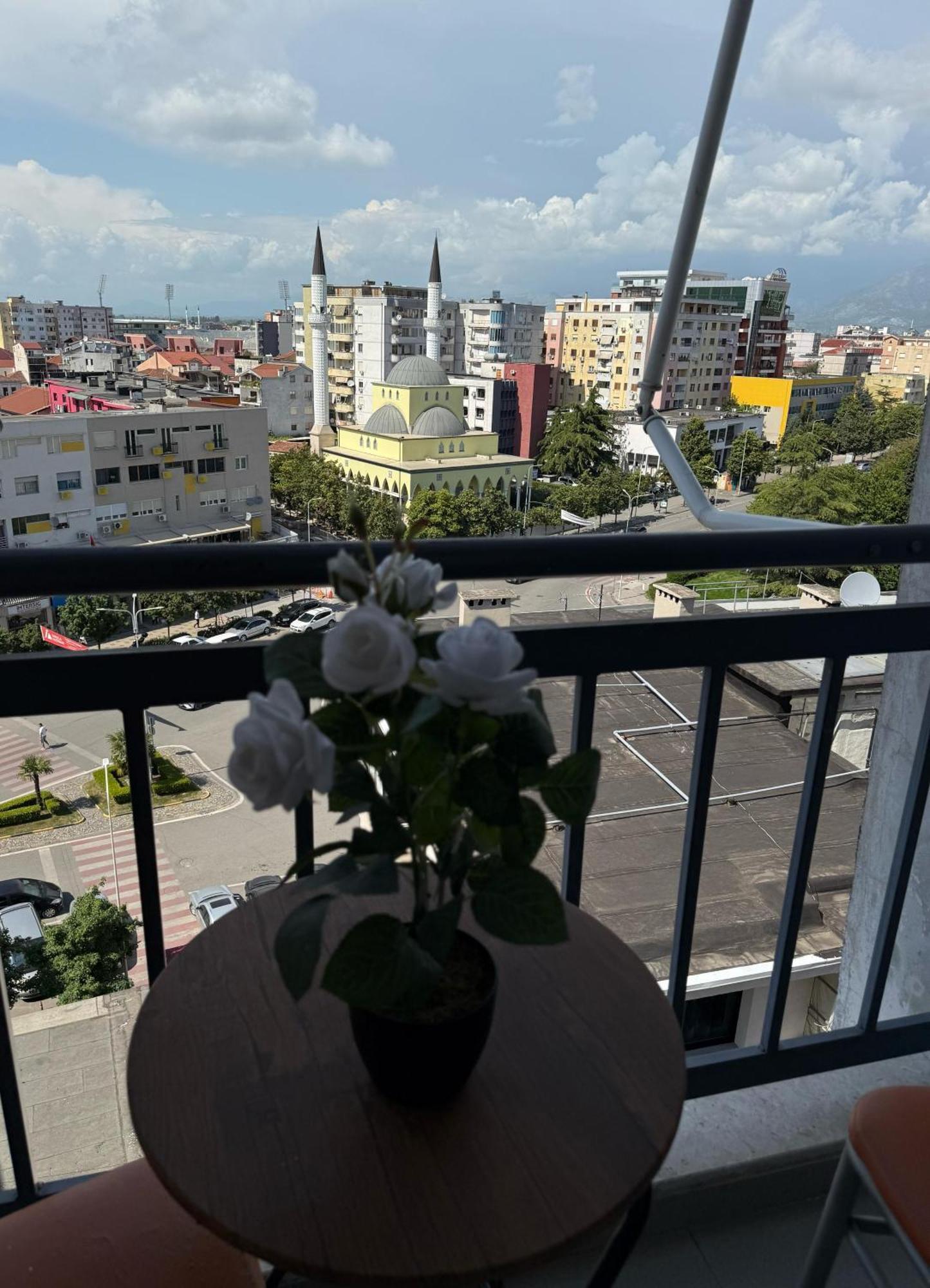 Amy'S Luxury Appartment Shkodër Dış mekan fotoğraf